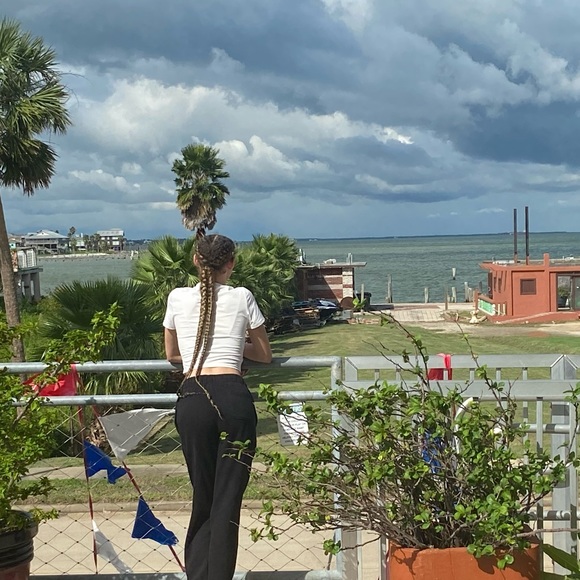 Meet your Posher, Jocelyn - Picture 1 of 1